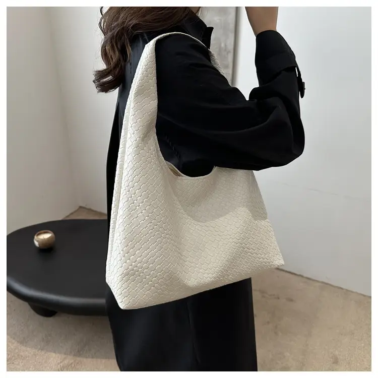 Retro Women's Brown Woven Shoulder Tote Bag — feature 18