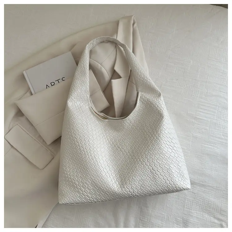 Retro Women's Brown Woven Shoulder Tote Bag — feature 25