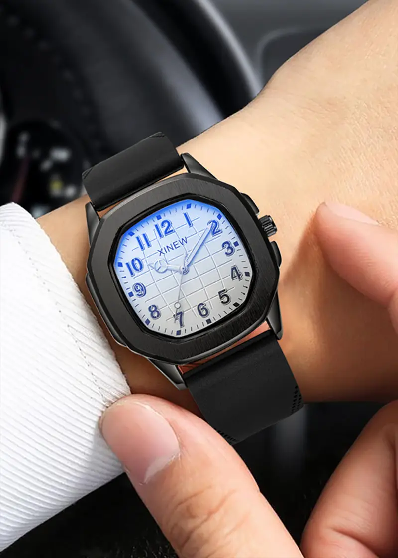 Men Xinew Black Silicone Quartz Watch — feature 6