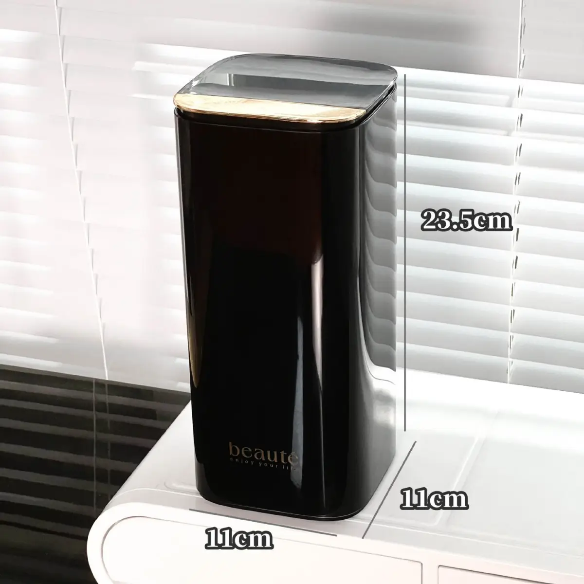 Cream Makeup Brush Storage Tube Light Rectangular Dustproof Rack