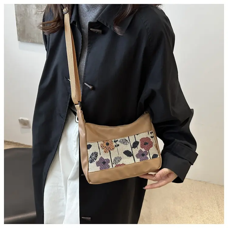 Stylish Printed Flower Shoulder Bag for Women - Image 8