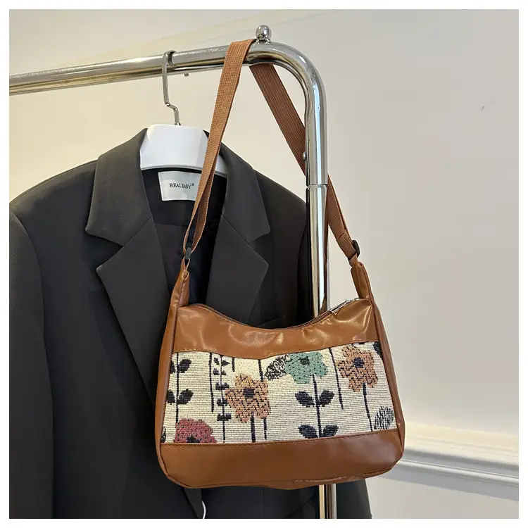 Stylish Printed Flower Shoulder Bag for Women - Image 4