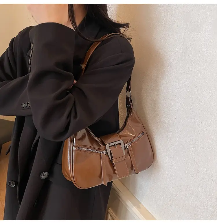 Black Belt Buckle Crossbody Bag for Women 2024 — feature 12
