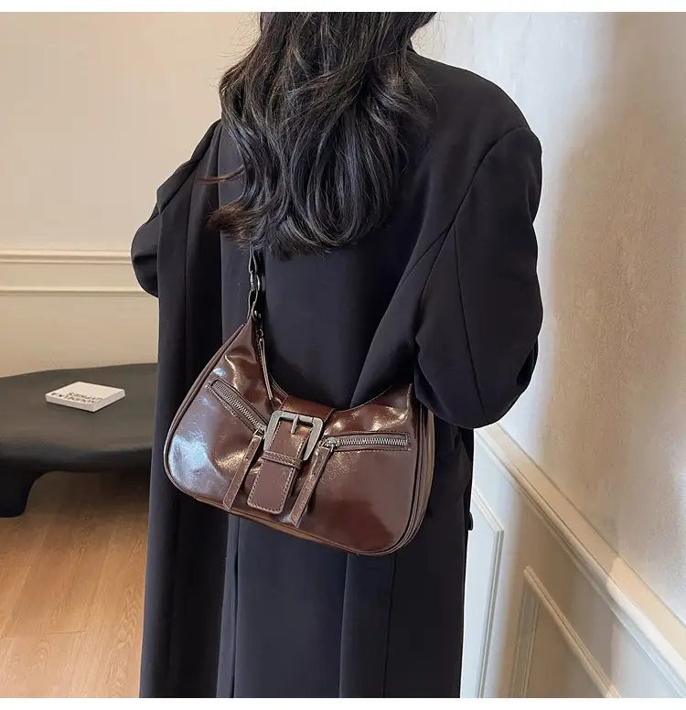 Black Belt Buckle Crossbody Bag for Women 2024 — feature 16