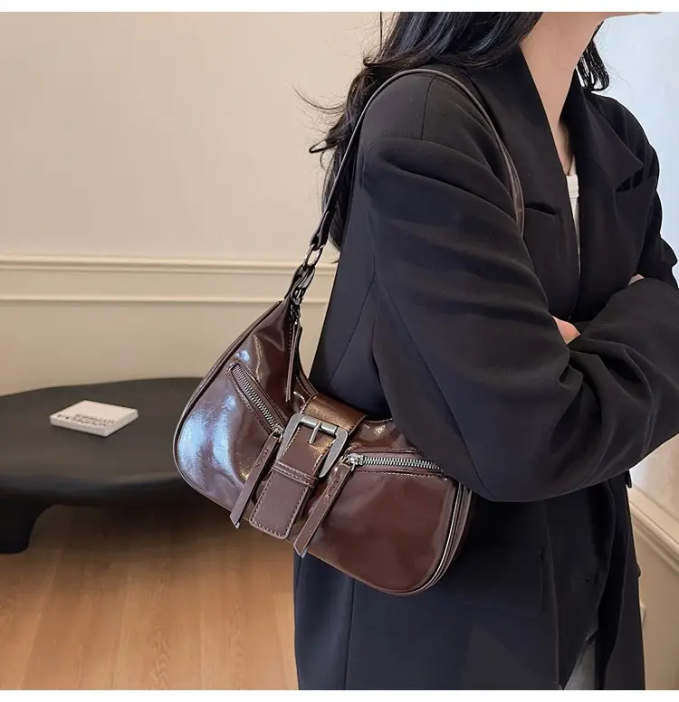Black Belt Buckle Crossbody Bag for Women 2024 — feature 18