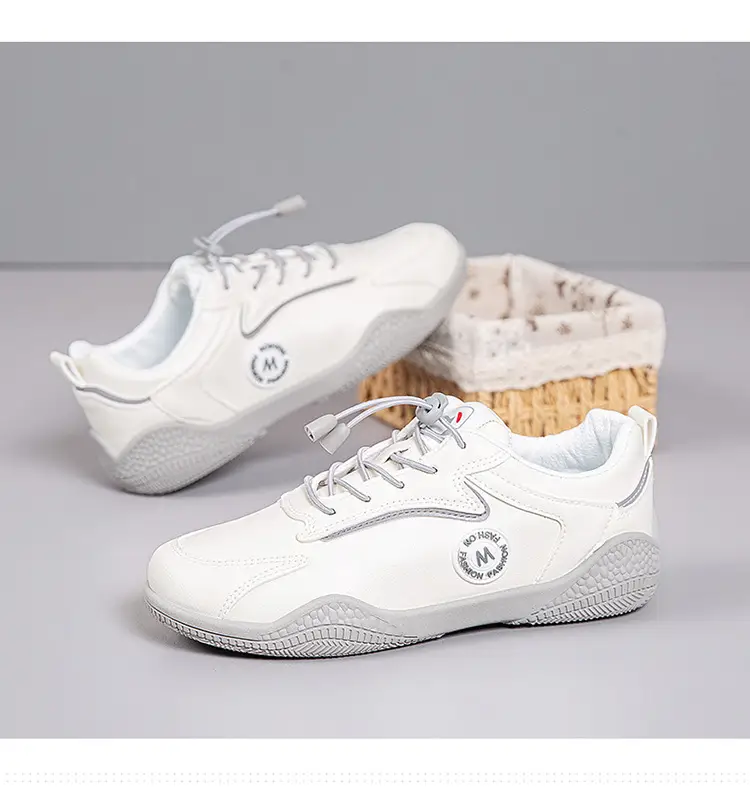2026 New Spring and Autumn Stylish White Sneakers, Non-Slip and Wear-Resistant, Lightweight Soft-Soled Women's Casual Shoes — feature 6
