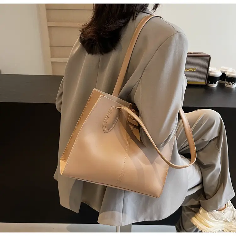 Women's Large Capacity Tan Tote Bag — feature 20