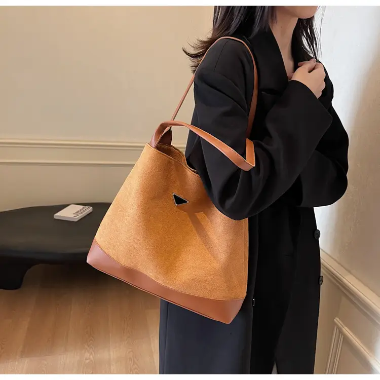 Women's Black Deer Leather Shoulder Bag 2024 Korean Style — feature 19