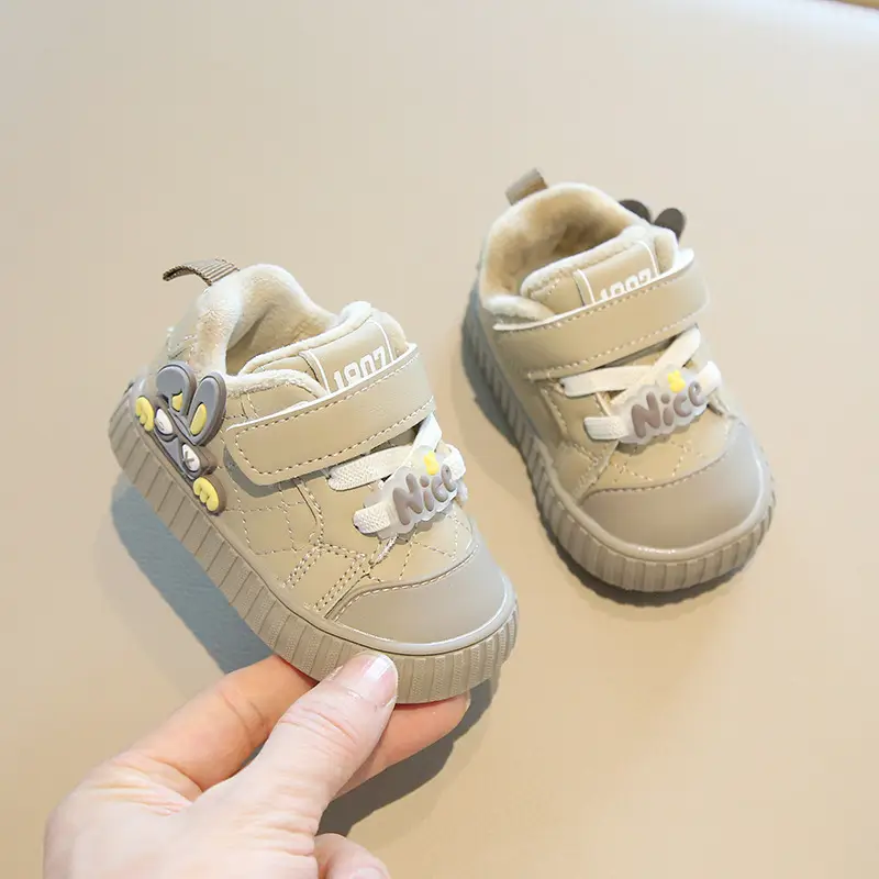 Winter new cotton shoes men baby toddler shoes soft bottom baby shoes 0 a 1 year old key shoes women's treasure cotton shoes cartoon