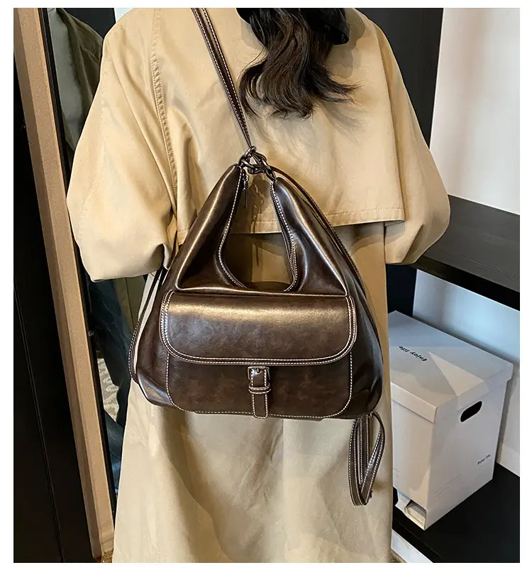 Women's Vintage Brown Leather Tote Bag 2024 — feature 1