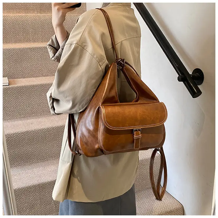 Women's Vintage Brown Leather Tote Bag 2024 — feature 13