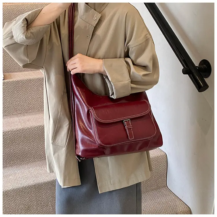 Women's Vintage Brown Leather Tote Bag 2024 — feature 15