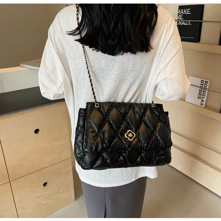 Pink Rhombic Chain Shoulder Bag for Women — feature 27