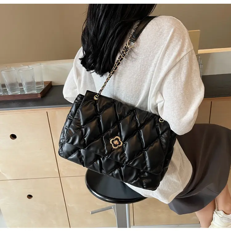 Pink Rhombic Chain Shoulder Bag for Women — feature 29