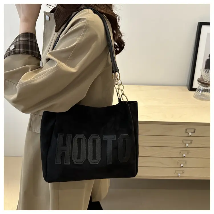 Women's Large Canvas Shoulder Bag Black Hoot O Print — feature 21