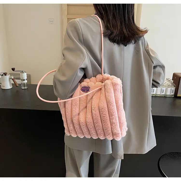 2024 New Style Plush Striped Women's Tote Bag — feature 11