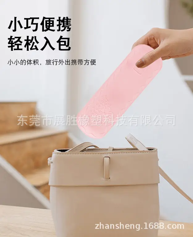 Silicone Makeup Brush with Magnetic Suction & Dustproof Design — feature 5
