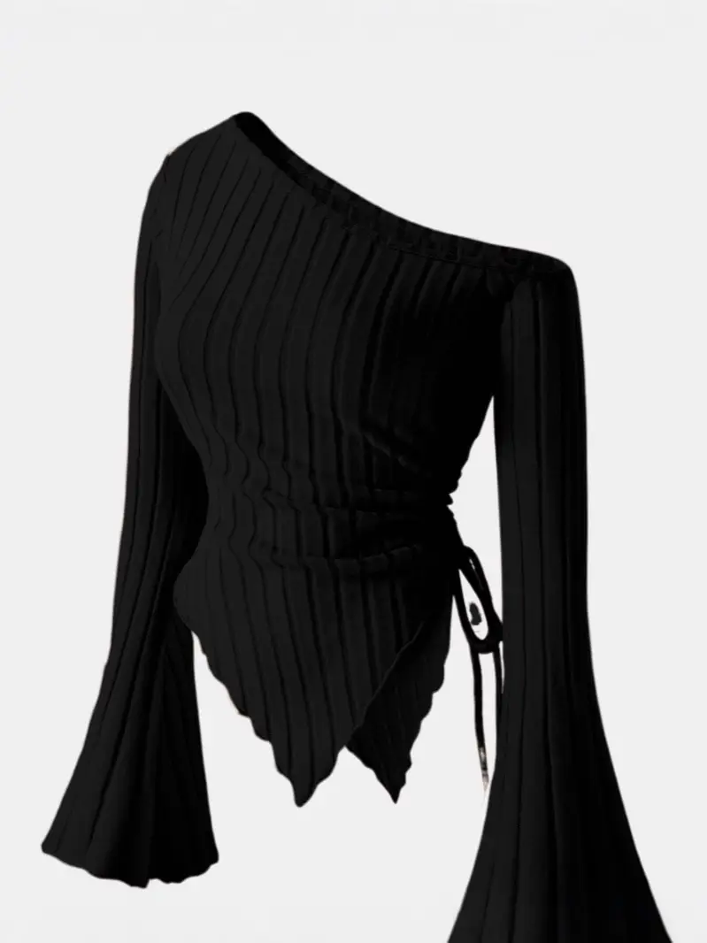 24-year-old Elegant Special Style apricot Painted Shoulder T-shirt with Asymmetrical Hem Horn Sleeve Shoulder-free Halloween Comfortable T-shirt