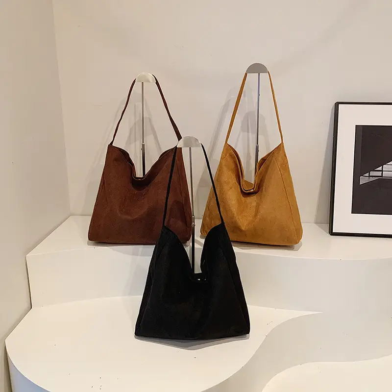 2024 New Arrival Black Suede Underarm Bag with Wide Strap - Image 4