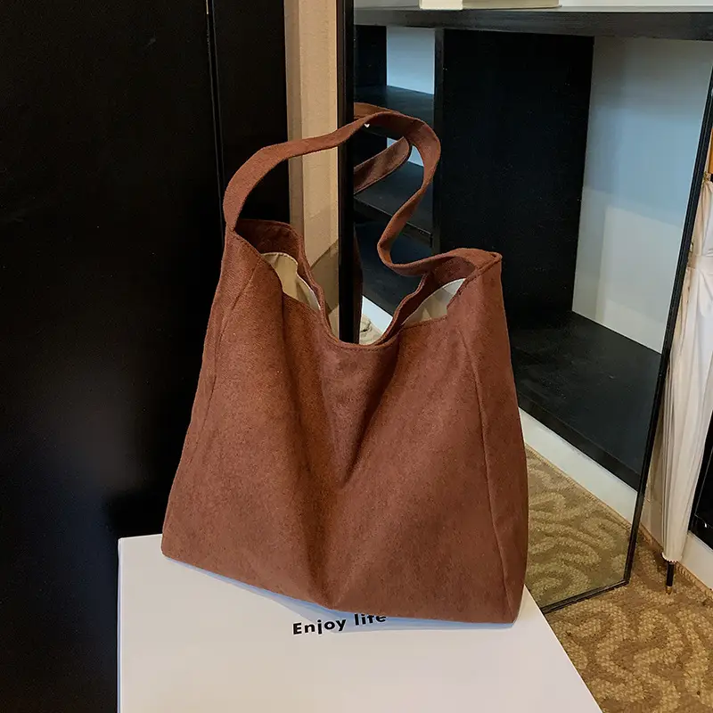 2024 New Arrival Black Suede Underarm Bag with Wide Strap - Image 6
