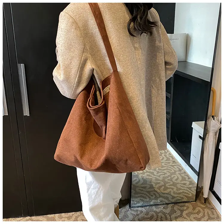 2024 New Arrival Black Suede Underarm Bag with Wide Strap — feature 8