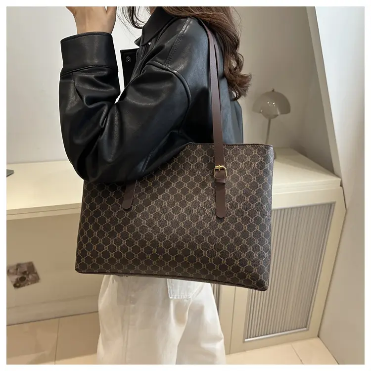 Large Capacity Women's Brown Monogram Tote Bag — feature 9