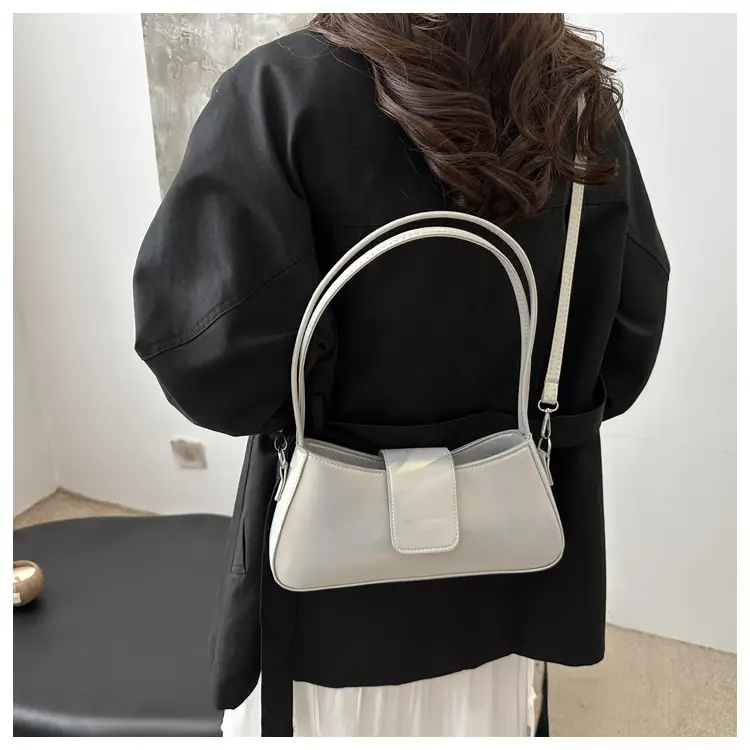 Women's White Shoulder Bag 2024 Winter Western Style — feature 11