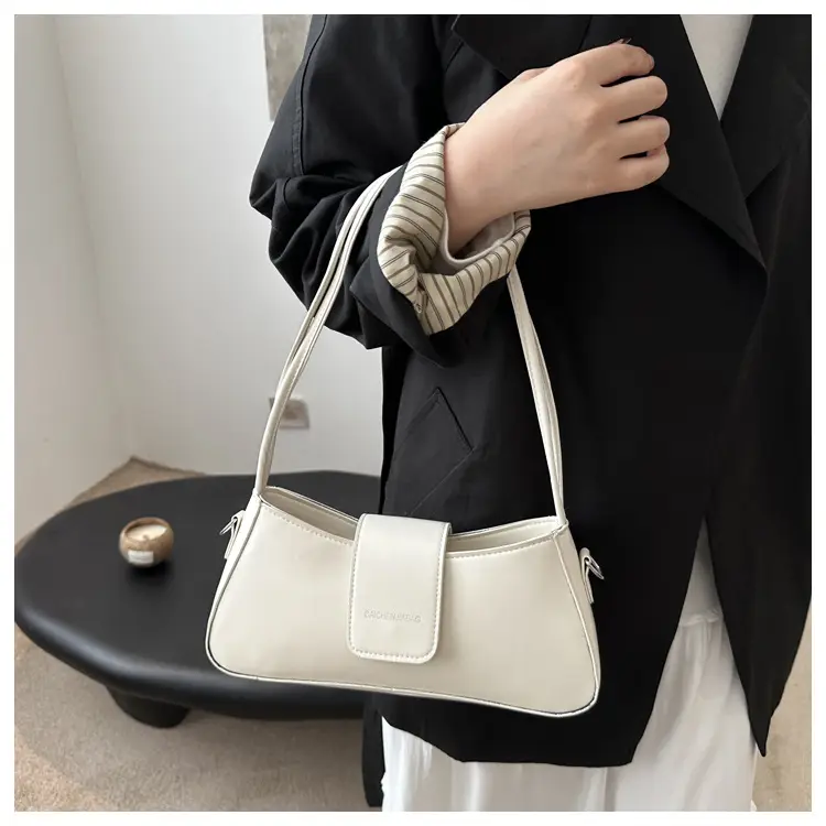 Women's White Shoulder Bag 2024 Winter Western Style — feature 13