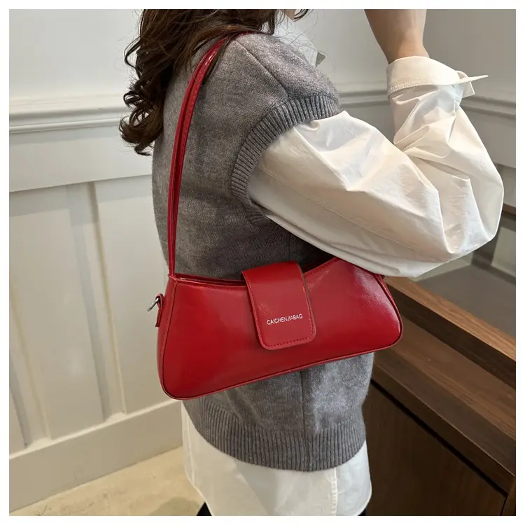 Women's White Shoulder Bag 2024 Winter Western Style — feature 17