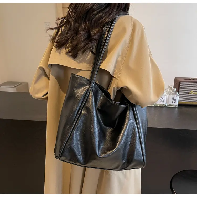 Brown Leather Tote Bag for Women Large Capacity Shoulder Bag — feature 19