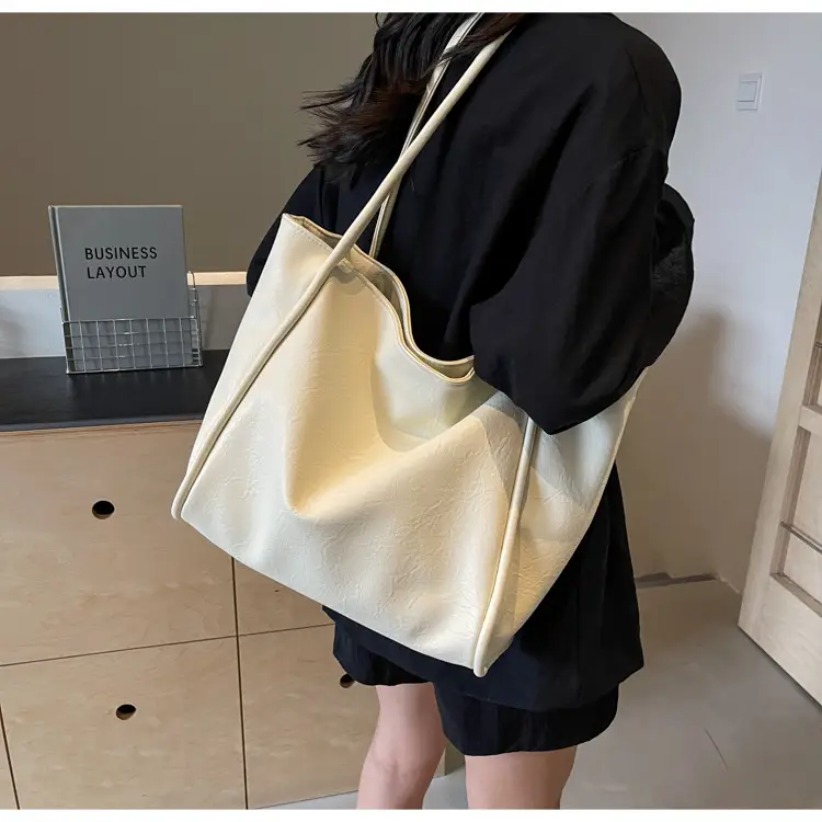 Brown Leather Tote Bag for Women Large Capacity Shoulder Bag — feature 24