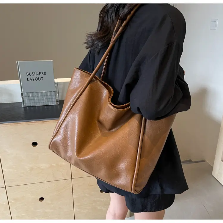 Brown Leather Tote Bag for Women Large Capacity Shoulder Bag — feature 28
