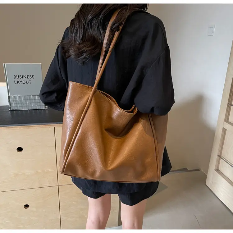 Brown Leather Tote Bag for Women Large Capacity Shoulder Bag — feature 29