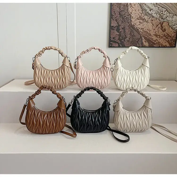 2024 New Pleated Shoulder Crossbody Bag Cream — feature 16