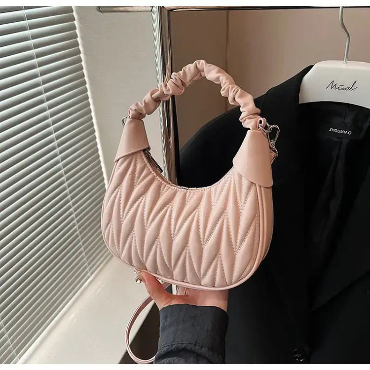 2024 New Pleated Shoulder Crossbody Bag Cream — feature 18