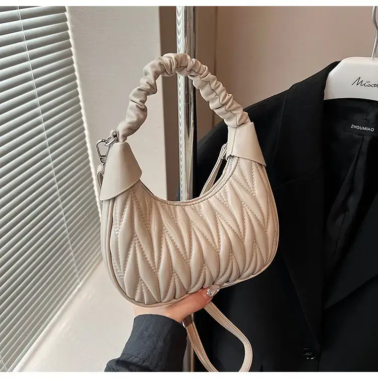 2024 New Pleated Shoulder Crossbody Bag Cream — feature 19