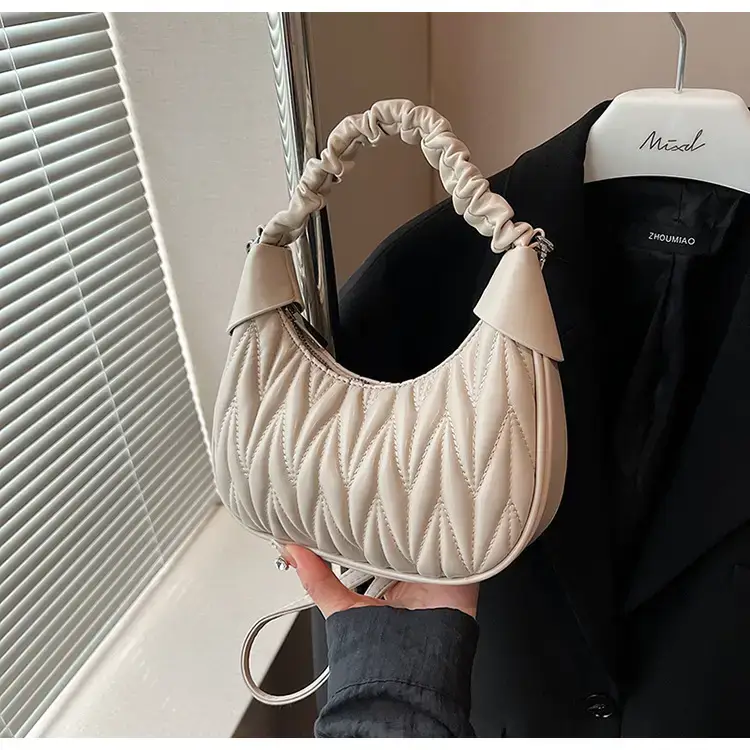 2024 New Pleated Shoulder Crossbody Bag Cream — feature 20