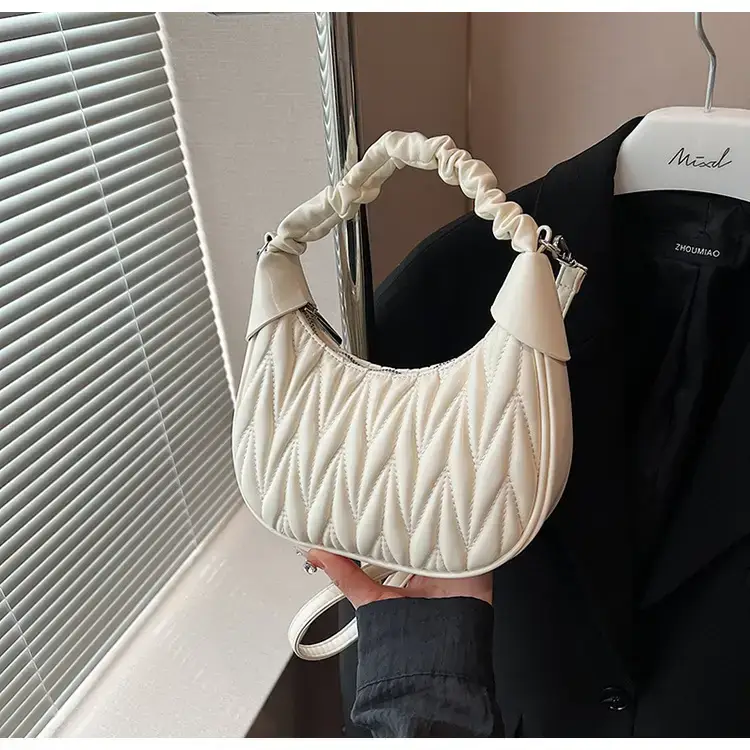 2024 New Pleated Shoulder Crossbody Bag Cream — feature 22