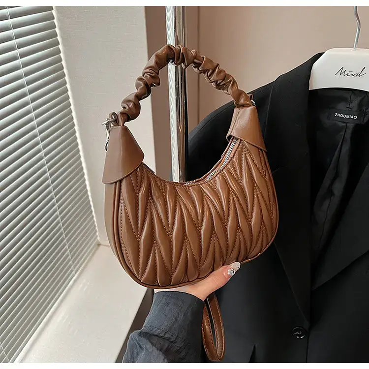 2024 New Pleated Shoulder Crossbody Bag Cream — feature 23