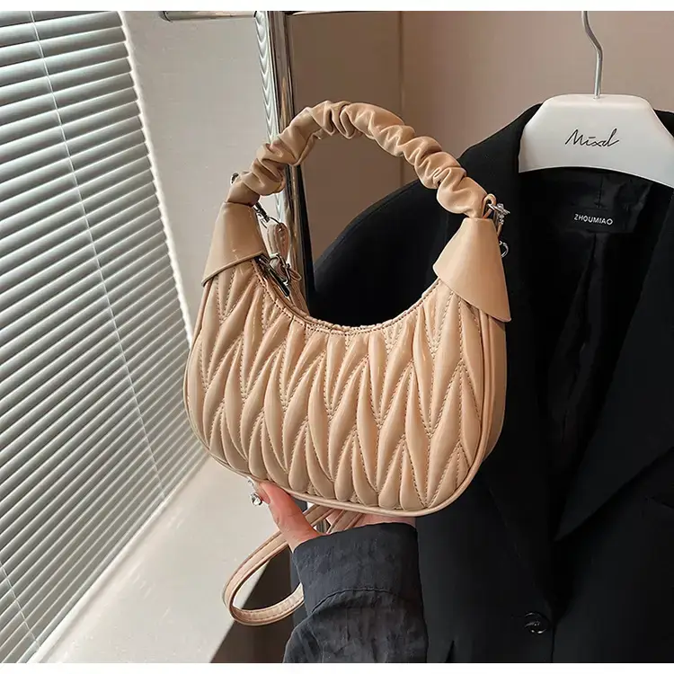2024 New Pleated Shoulder Crossbody Bag Cream — feature 26