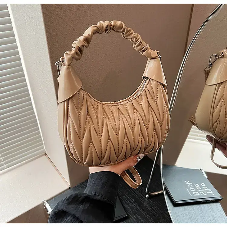 2024 New Pleated Shoulder Crossbody Bag Cream — feature 27