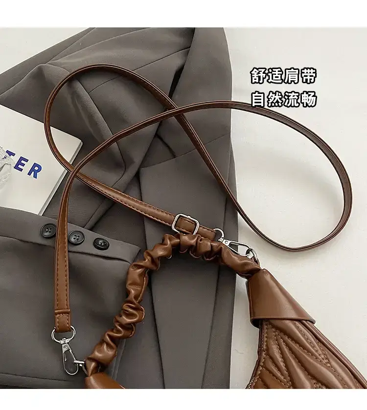 2024 New Pleated Shoulder Crossbody Bag Cream — feature 3
