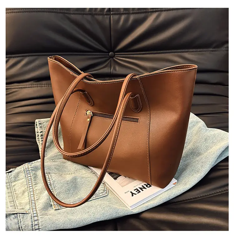 Women Large Capacity Leather Tote Bag Black — feature 13
