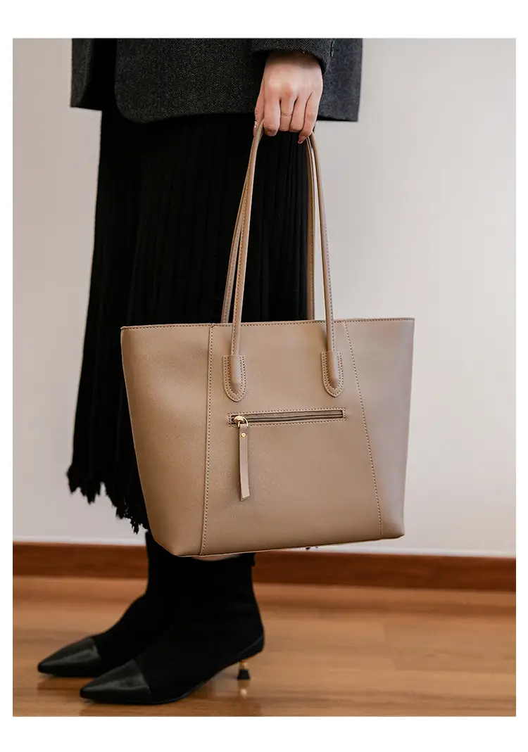 Women Large Capacity Leather Tote Bag Black — feature 26