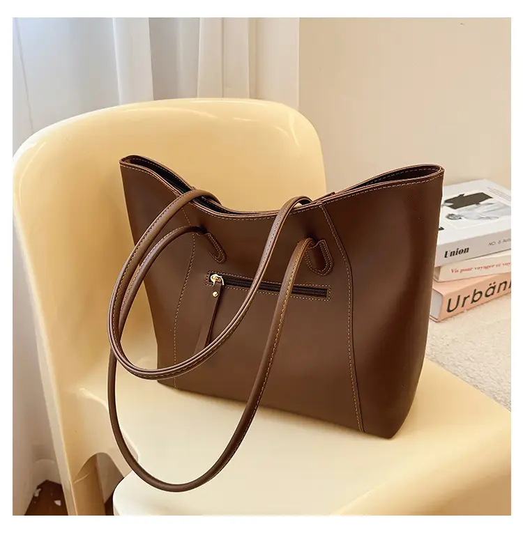 Women Large Capacity Leather Tote Bag Black - Image 4
