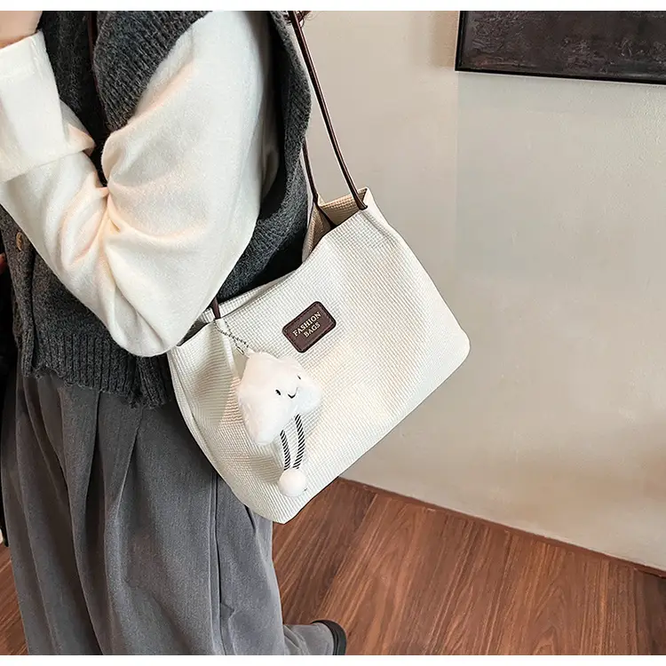 Women's Large Capacity Shoulder Bag with Bear Charm — feature 11