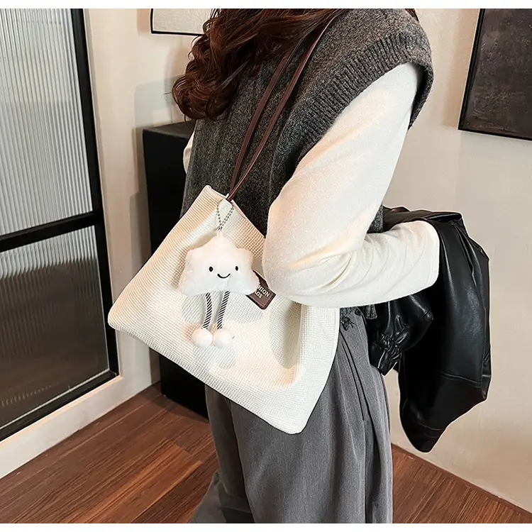 Women's Large Capacity Shoulder Bag with Bear Charm — feature 12