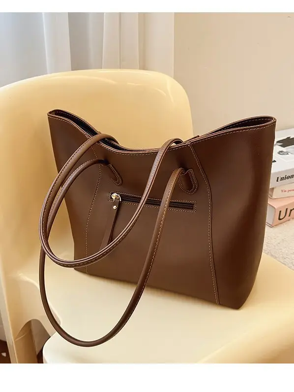 Women's Brown Leather Tote Bag Large Capacity Shoulder Handbag - Image 9