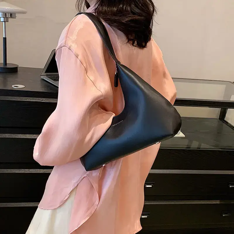 2023 New Women's Black One-Shoulder Handbag