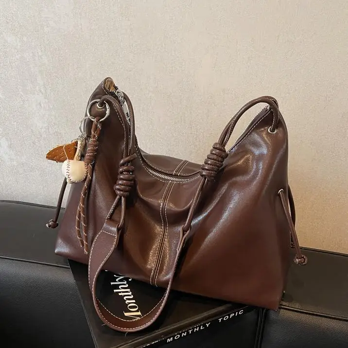 Retro Brown Leather Shoulder Bag for Women 2024 - Image 9